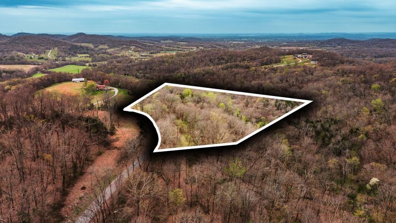 1-web-or-mls-Wolf Hill-43