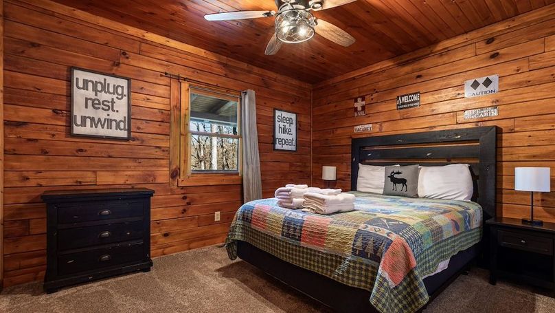 25-zj 21801 Sterling Rd065