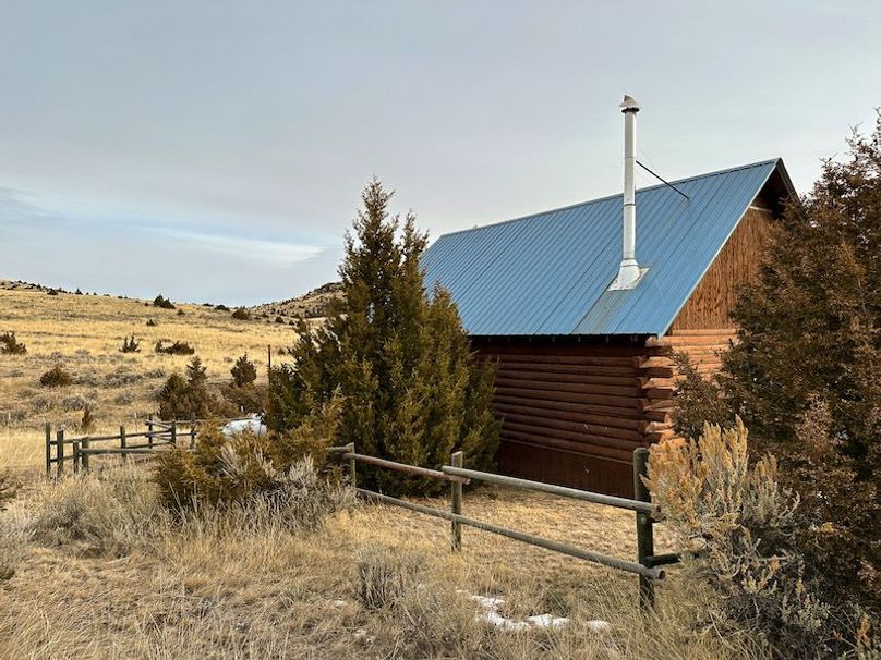 Cabin Exterior (3)