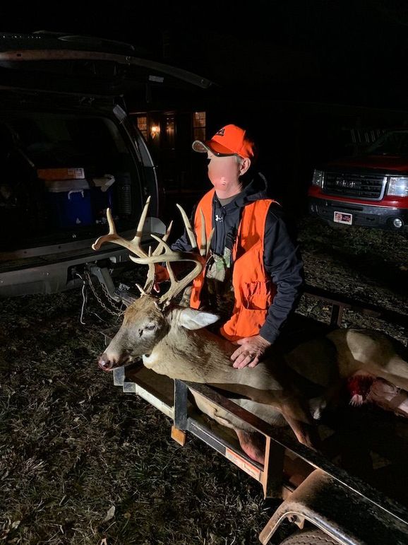 E8EC0FCF-9214-49FD-BBB7-B625307E5B8D