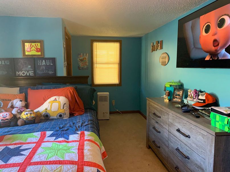 017Bedroom 2