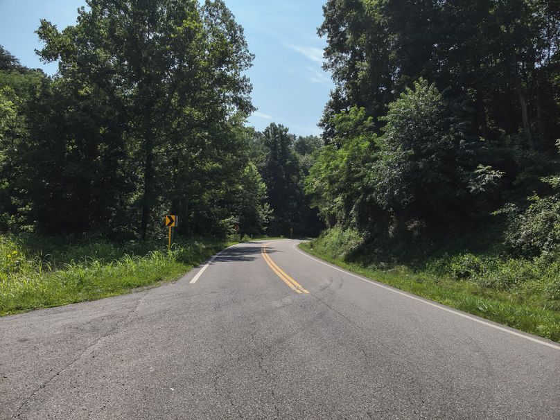 36. Road View (18acres)