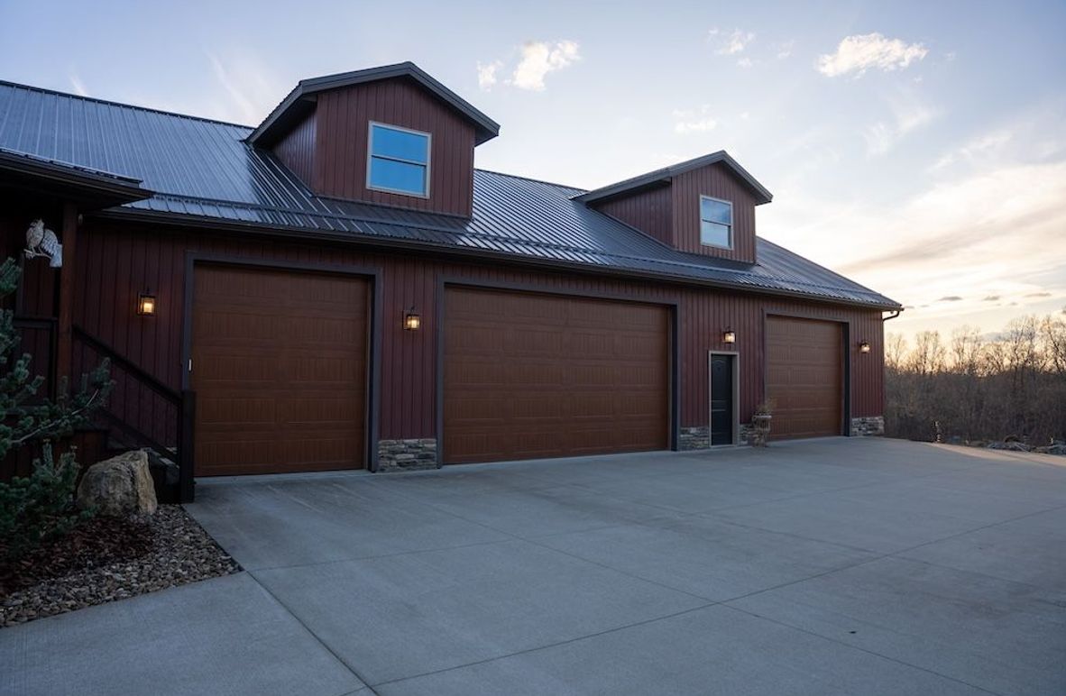 Copy of Muskingum OH 851 Featured_ProPhoto-44