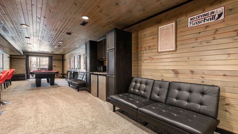 35-zj 21801 Sterling Rd088