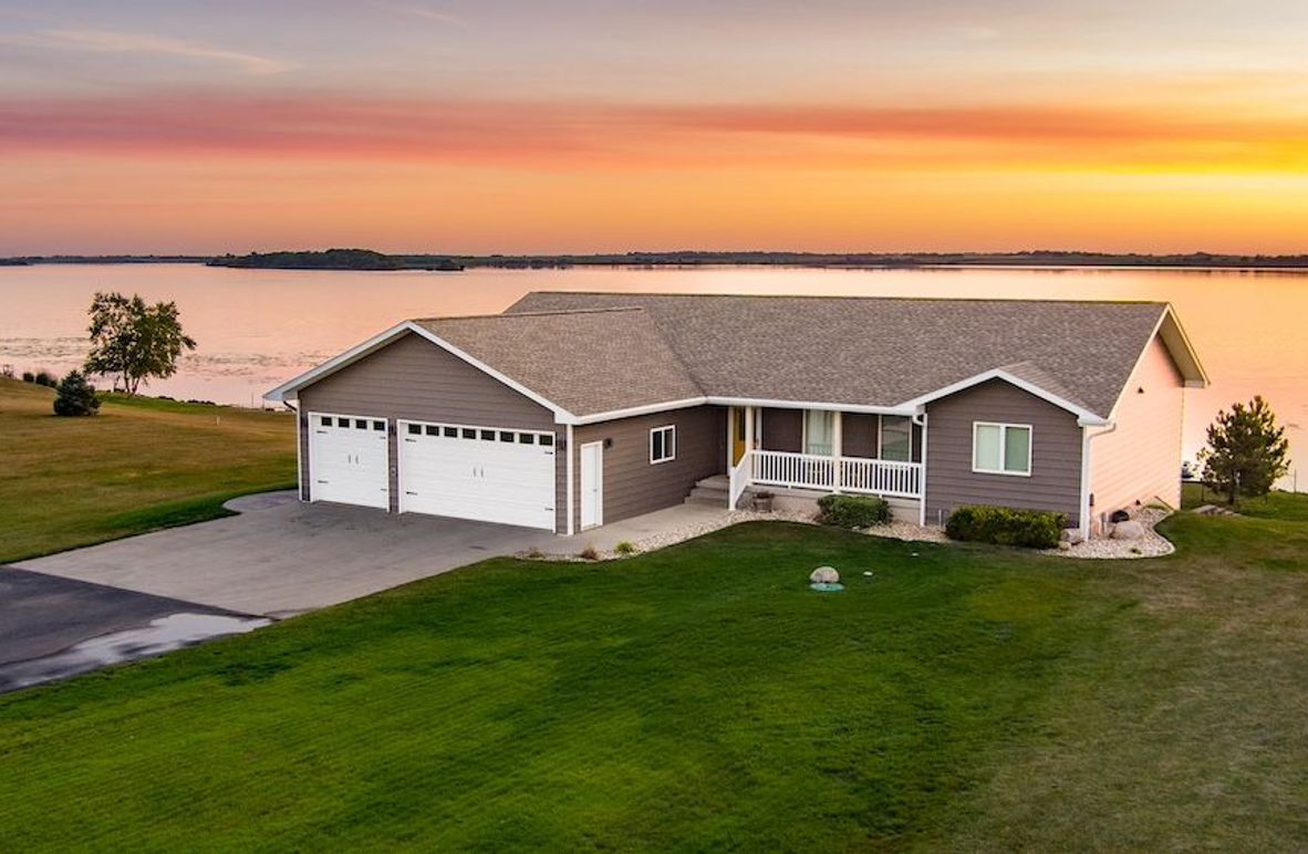 3 - house aerial view summer