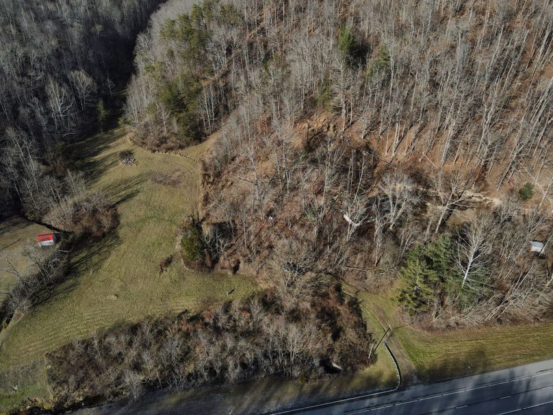 034 Birds Eye view of the gated entrance and lower fields