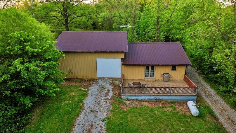 29 Lodge rear aerial