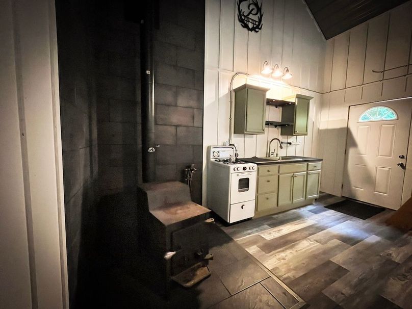 Oswego_25.66_Pettit_Photos_18