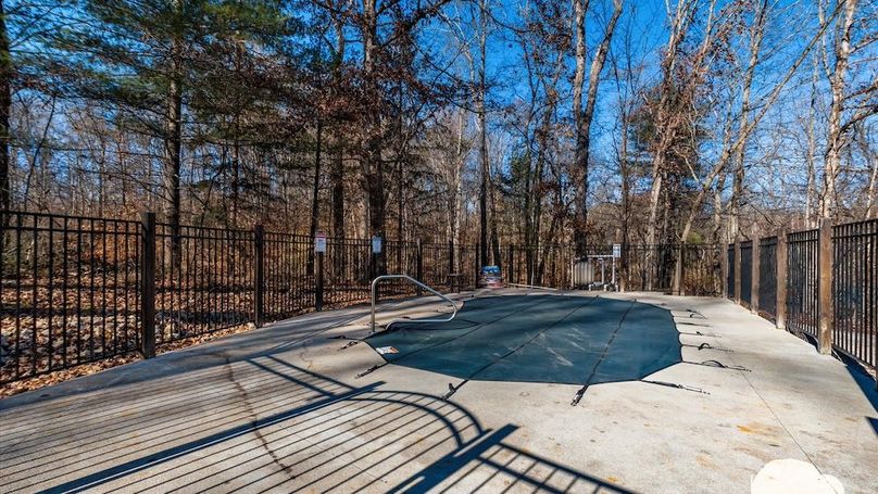 61-zj 21801 Sterling Rd126-2