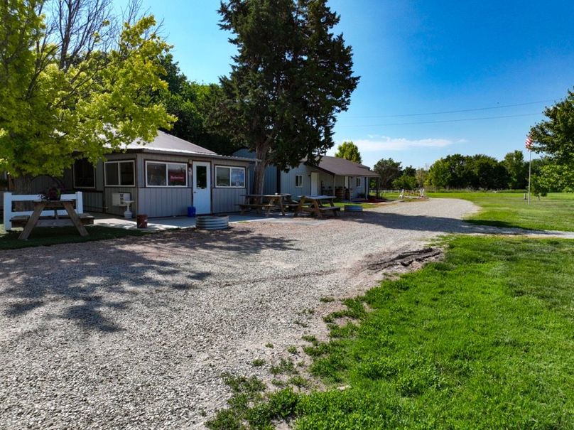 Smith Co, 32.9_035