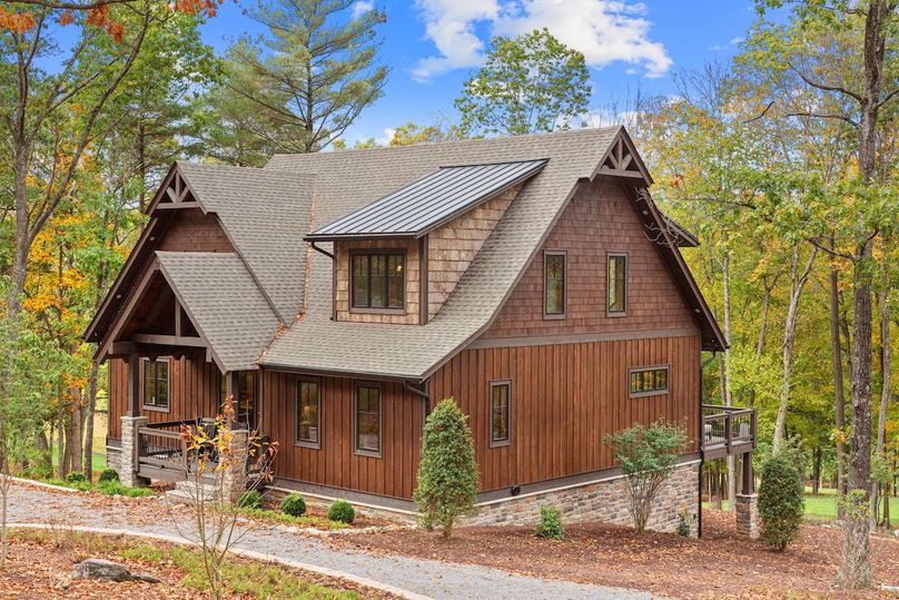 31-web-or-mls-6400 Golf Club Drive-67