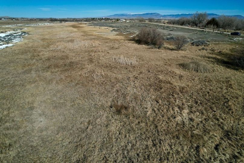 AF6C2D87-C949-4950-A960-CEFD6B69A516_1_201_a