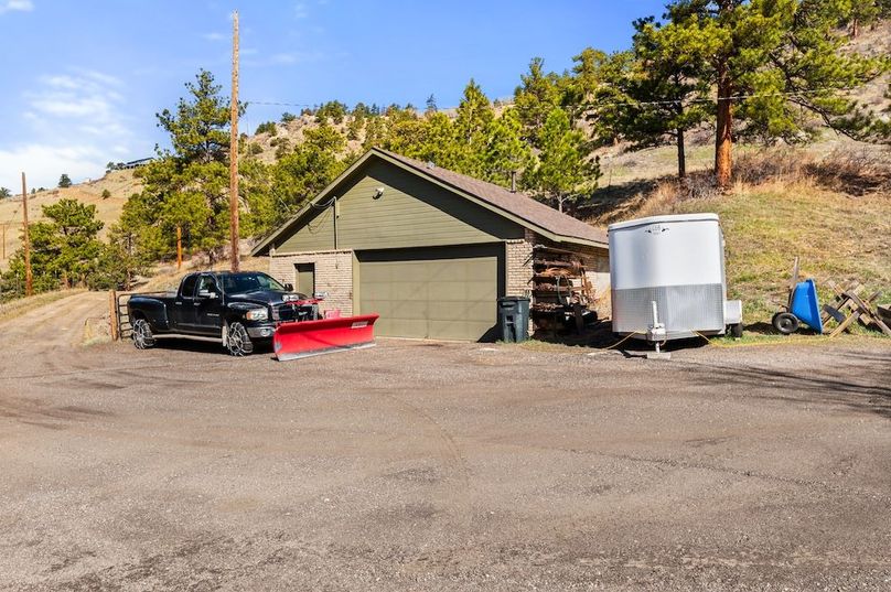040 - Detached Garage