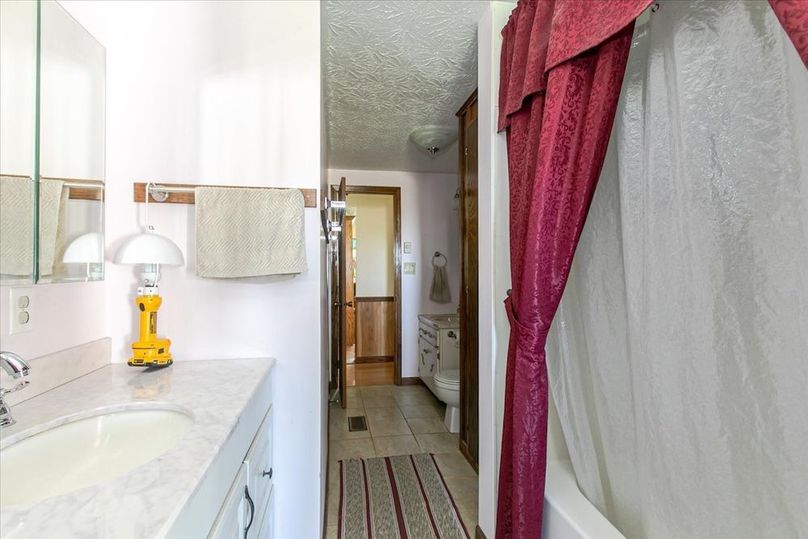 070-Bathroom 1