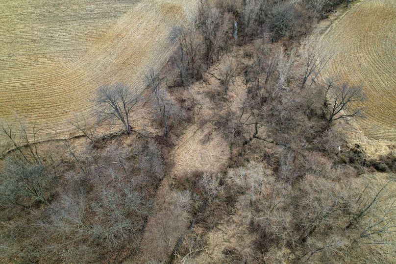 3605 Big Hill Rd.-36