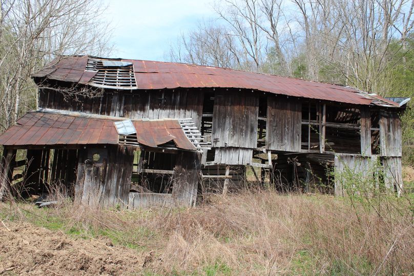 005 the old barn in the southwest corner of the property