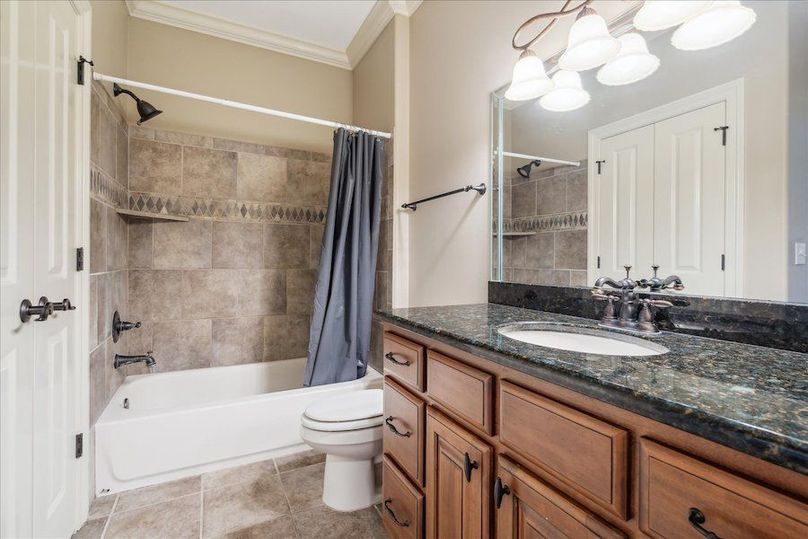 36-36-1528249m-5300 Raleigh Lagrange Dr