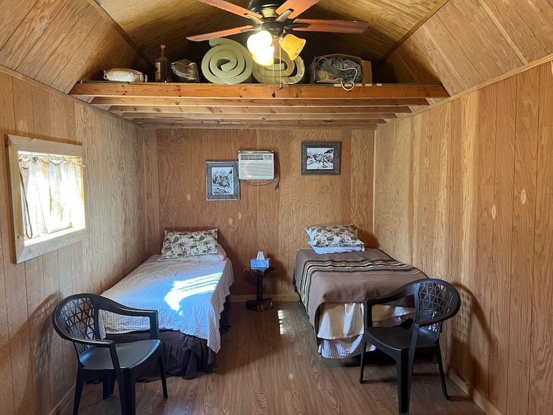 Cabin 2 interor loft