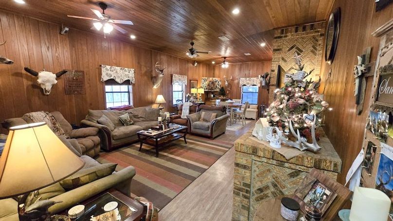 Claiborne Co-314-Fernandez-35