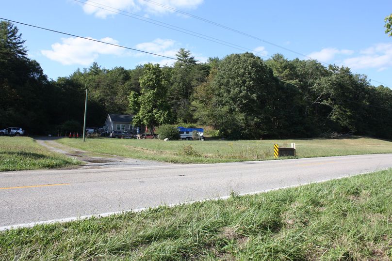 2 FRONT GOSHEN private way