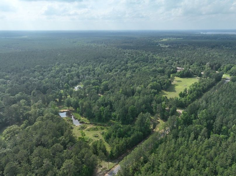 dji_fly_20250517_182132_201_1747959301923_photo