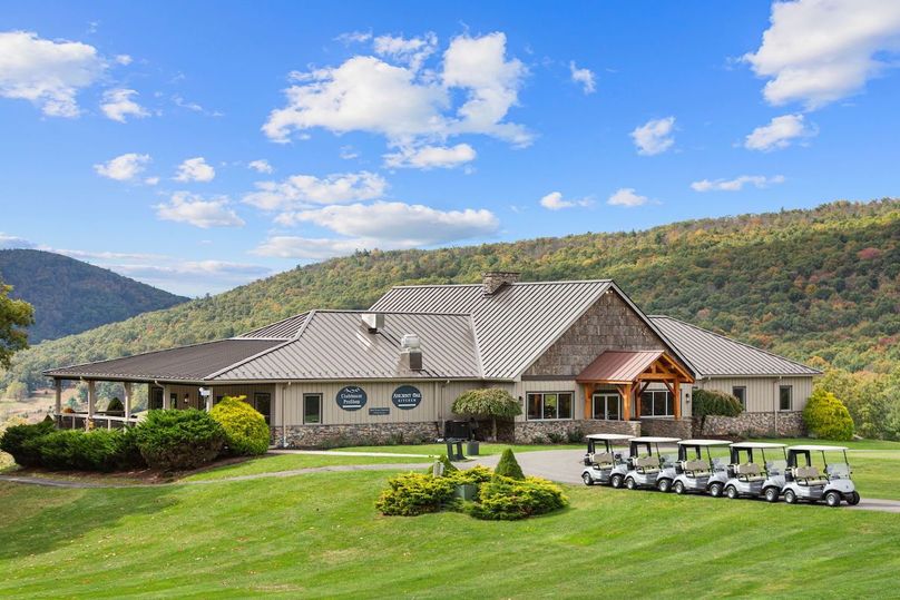 13-web-or-mls-6400 Golf Club Drive-83