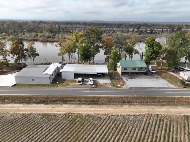 dji_fly_20251120_100356_266_1763735075111_photo