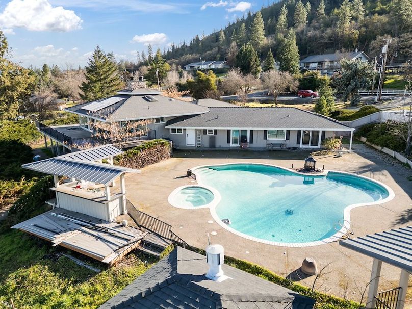 4400 old stage rd, central point, or 97502-dr-07