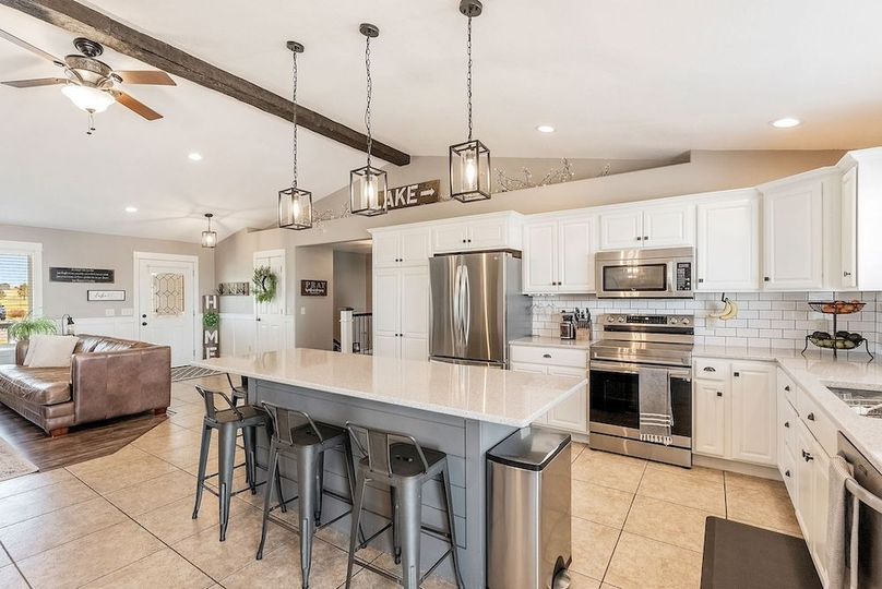 15-web-or-mls-194 Northbay Dr-66