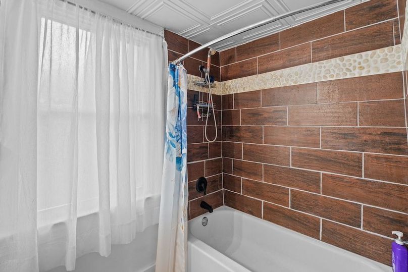 Copy of 37-web-or-mls-DSC03588