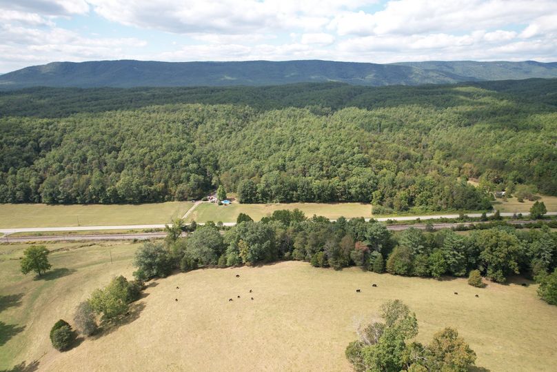 6 FRONT Top GOSHEN_2