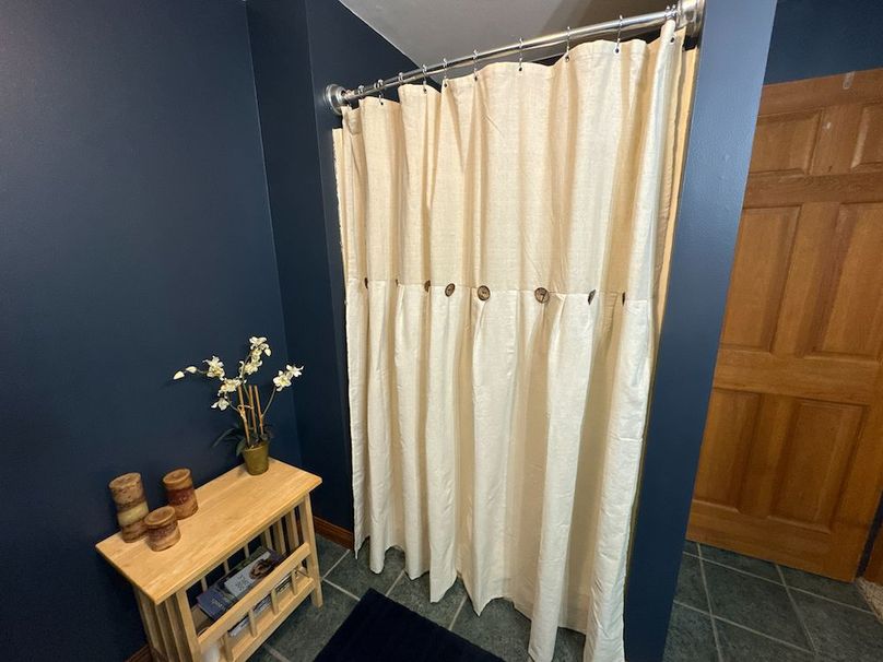 Calhoun, WV 132.84 AC Szegi 2-044