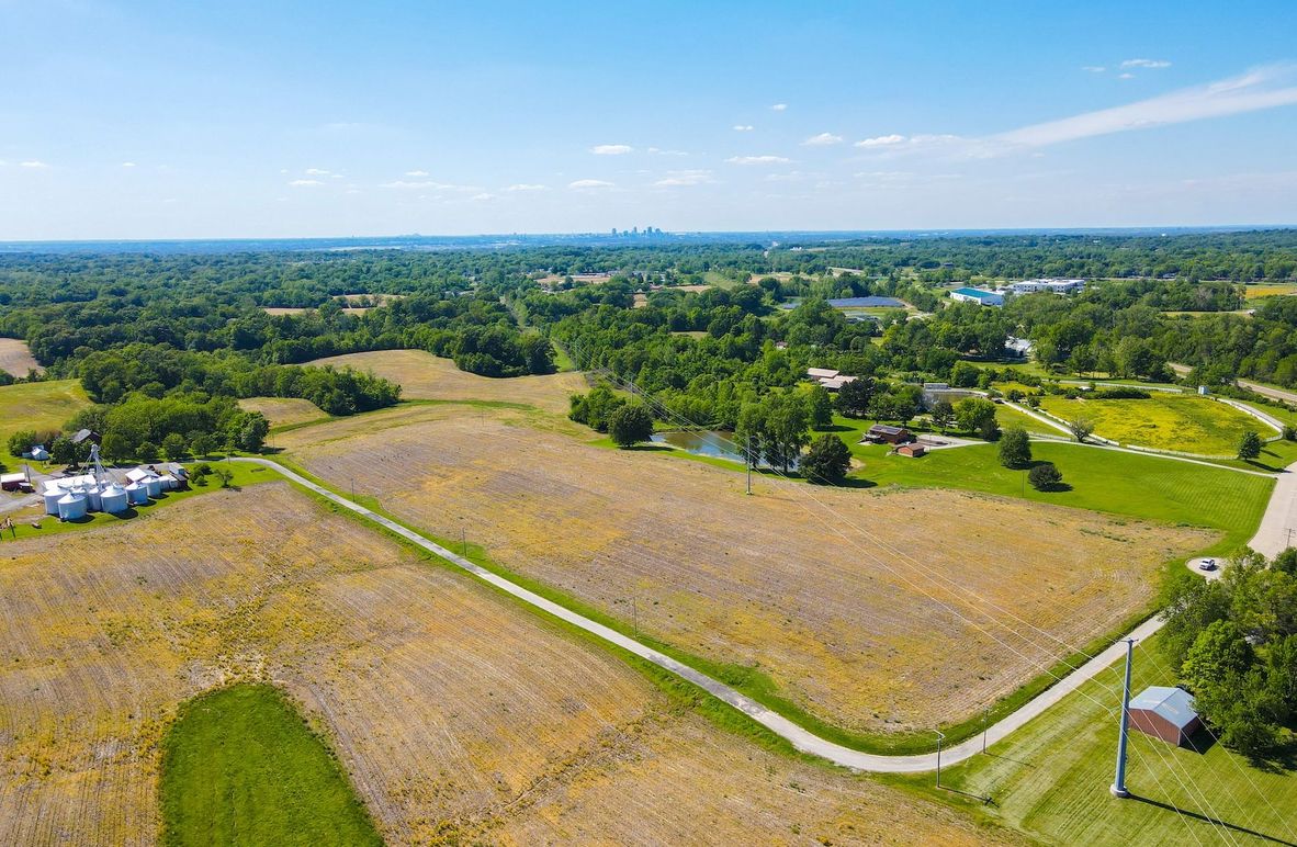 Copy of St clair 25 auction photos