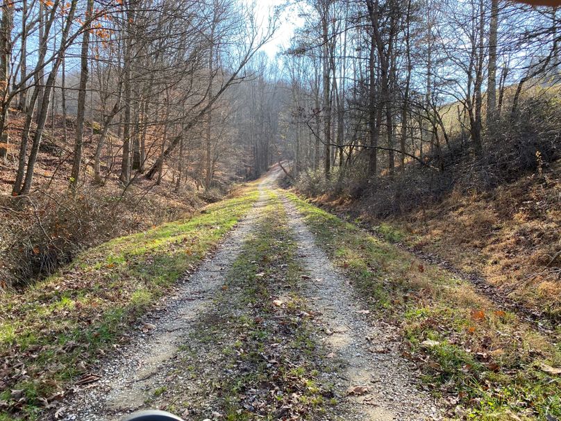 032 the internal gravel road leading from the west side of the farm to the east section copy