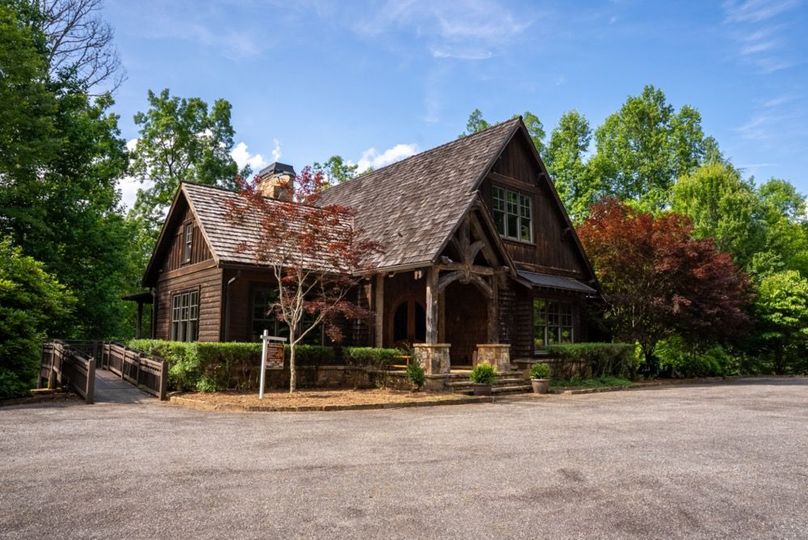 11 Featured_ProPhoto-36