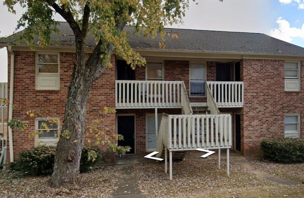 1500 Barrington Road NW Pic 2