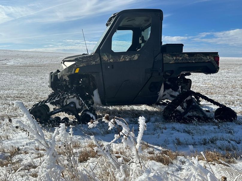 3A8B63EC-6B72-4D9E-A995-E981CB702121_1_105_c