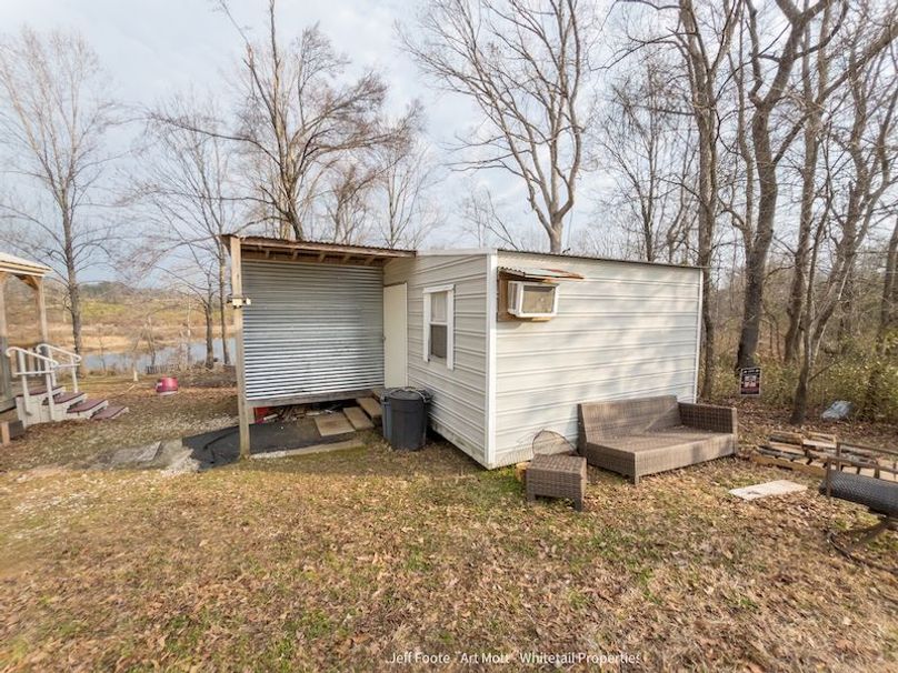 Holmes County - 108 - Rodriguez-19