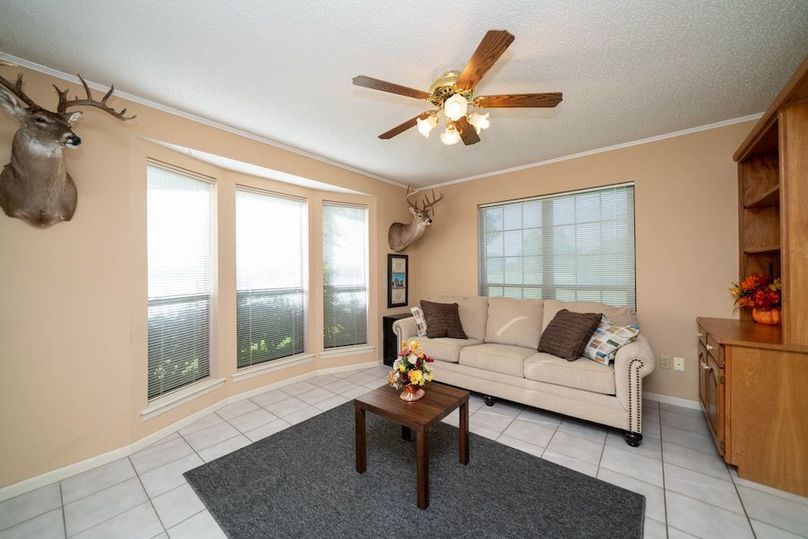 34 8124 Locust Rd Gilmer TX-24