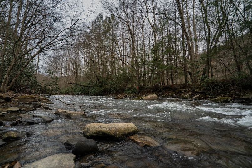 Somerset, 20, Hostetler-23