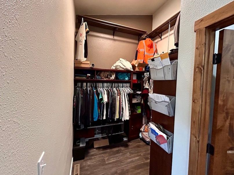 4326C03D-02C2-42F4-BB58-CDAA3B047F8F_1_105_c