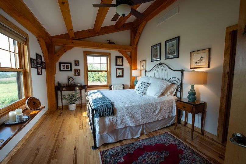 Cedar IA 152 Featured S