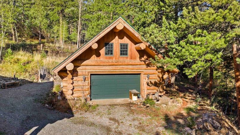 057 Detached Garage
