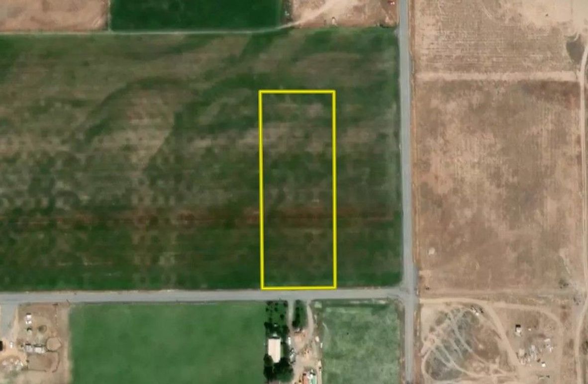 Lot 5 Overhead