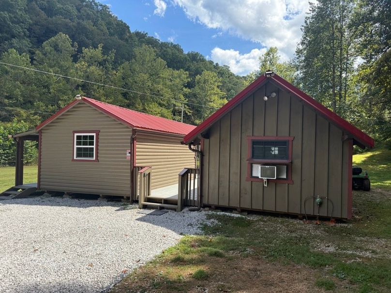 028 north view of cabin 1 & 2
