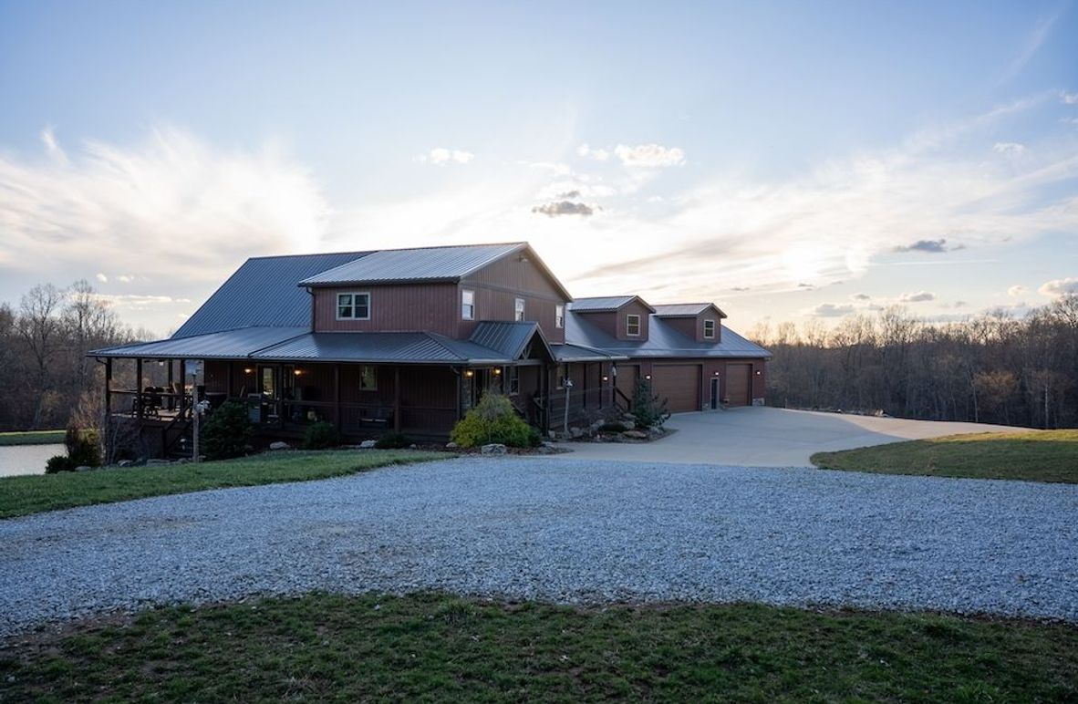 Copy of Muskingum OH 851 Featured_ProPhoto-40