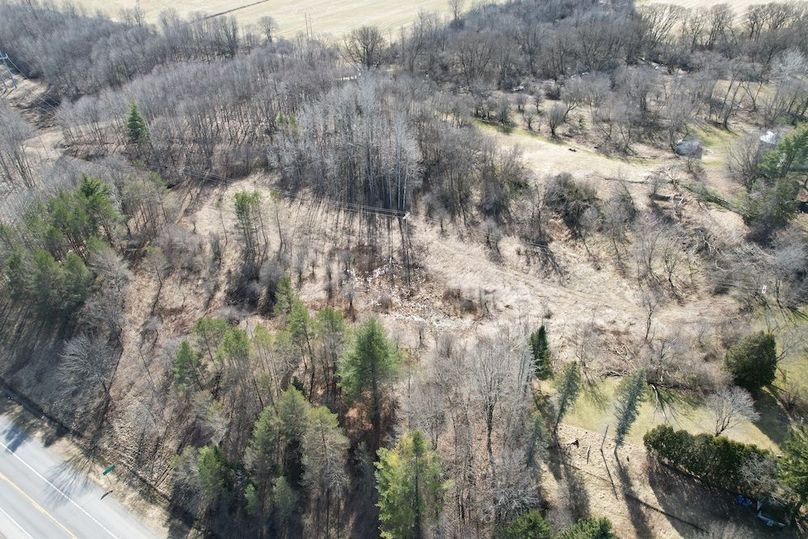 Lewis_26_Somberg Photo 23