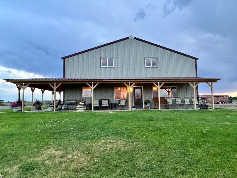 9837CCE4-CB5D-4D0C-898A-3A7D3FD25138