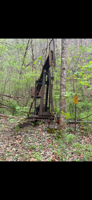 019 Old Gas Well Remnants