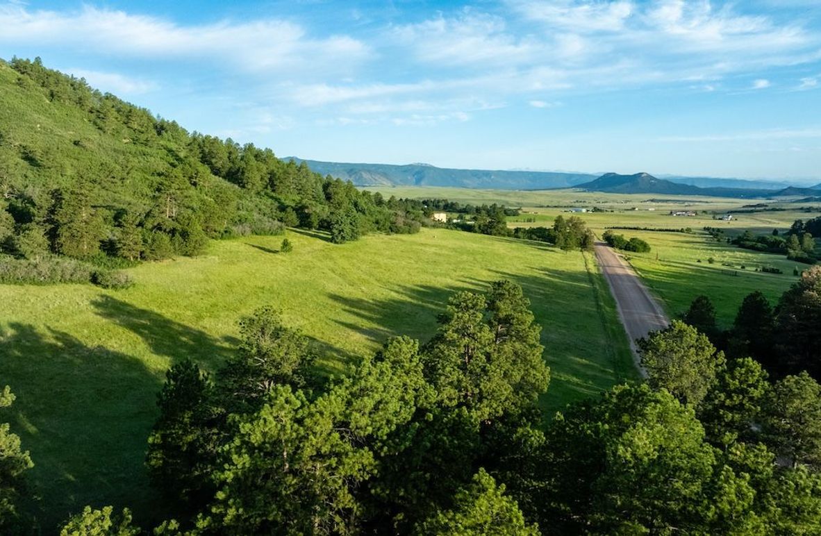 03 Road Frontage - Lorraine Rd